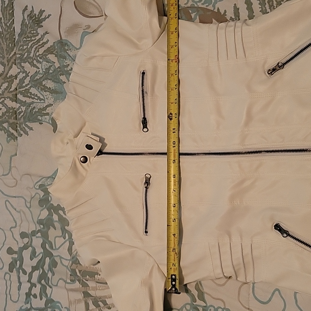 Jacket - Picture 7 of 7